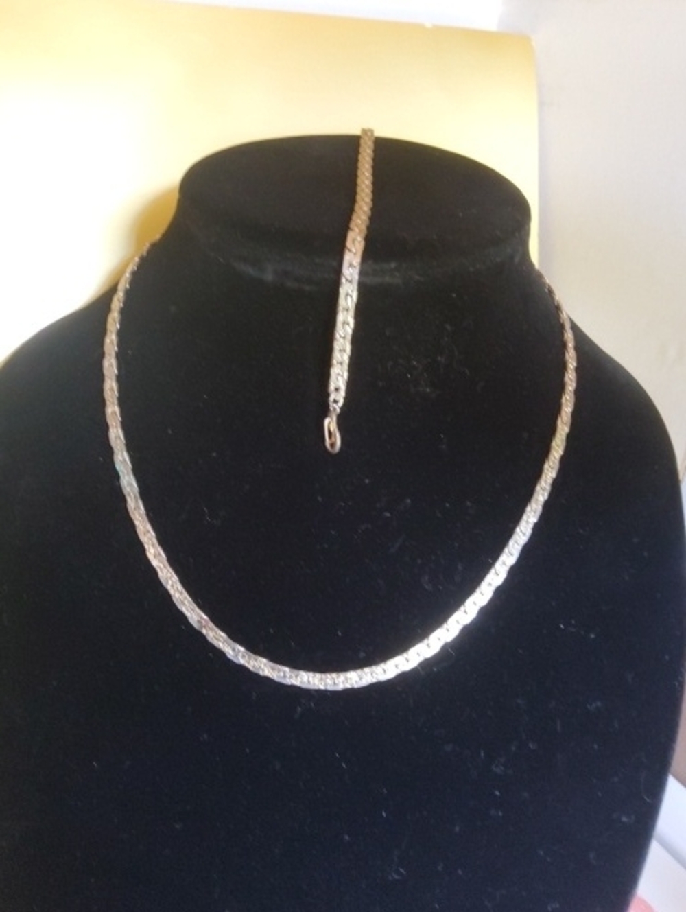 Vintage necklace/bracelet silvertone.